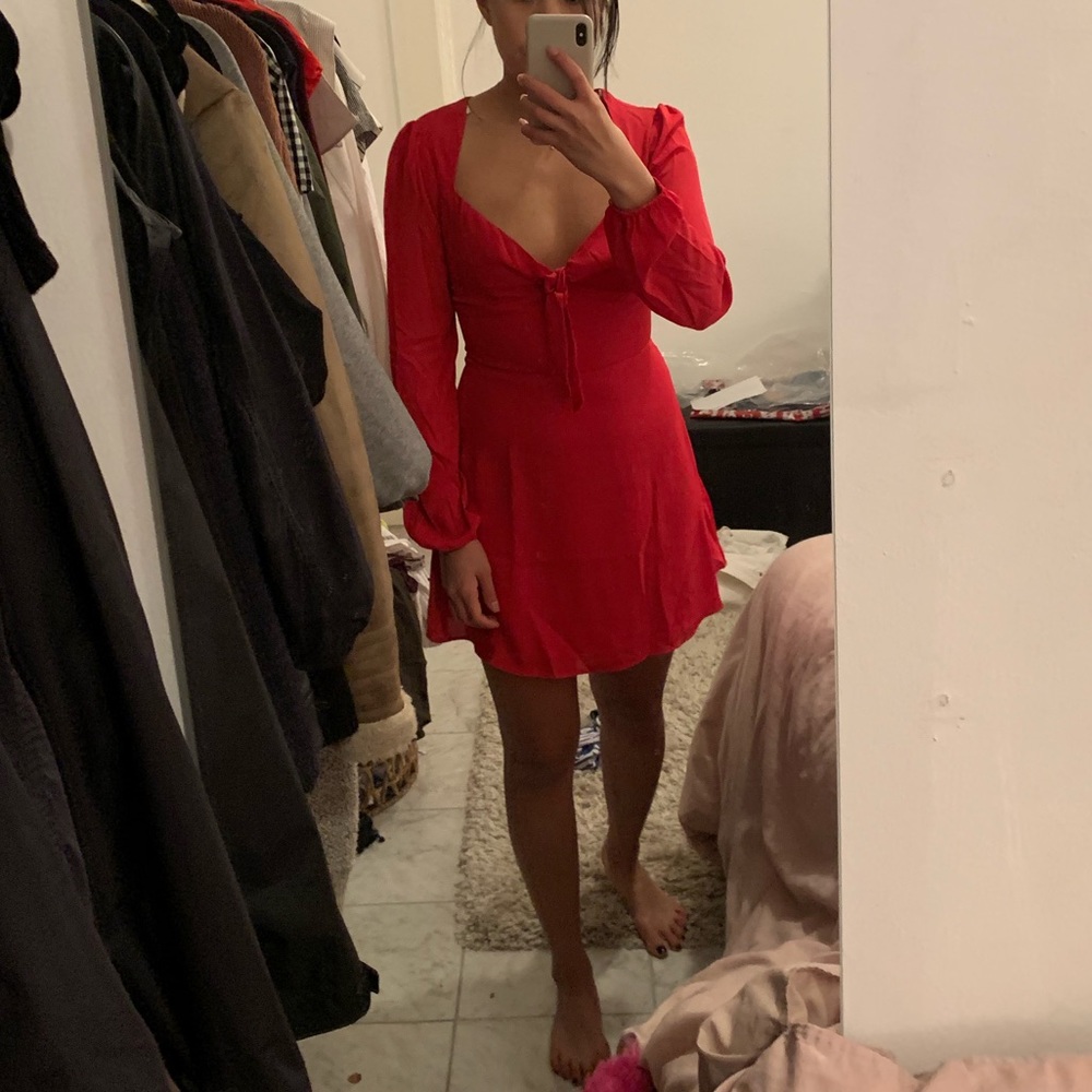 About Us Melinda Tie Swing Dress